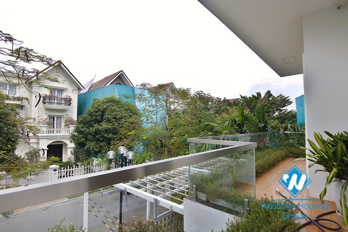  Massive ambassador corner villa for rent in Vinhomes Riverside - Long Bien